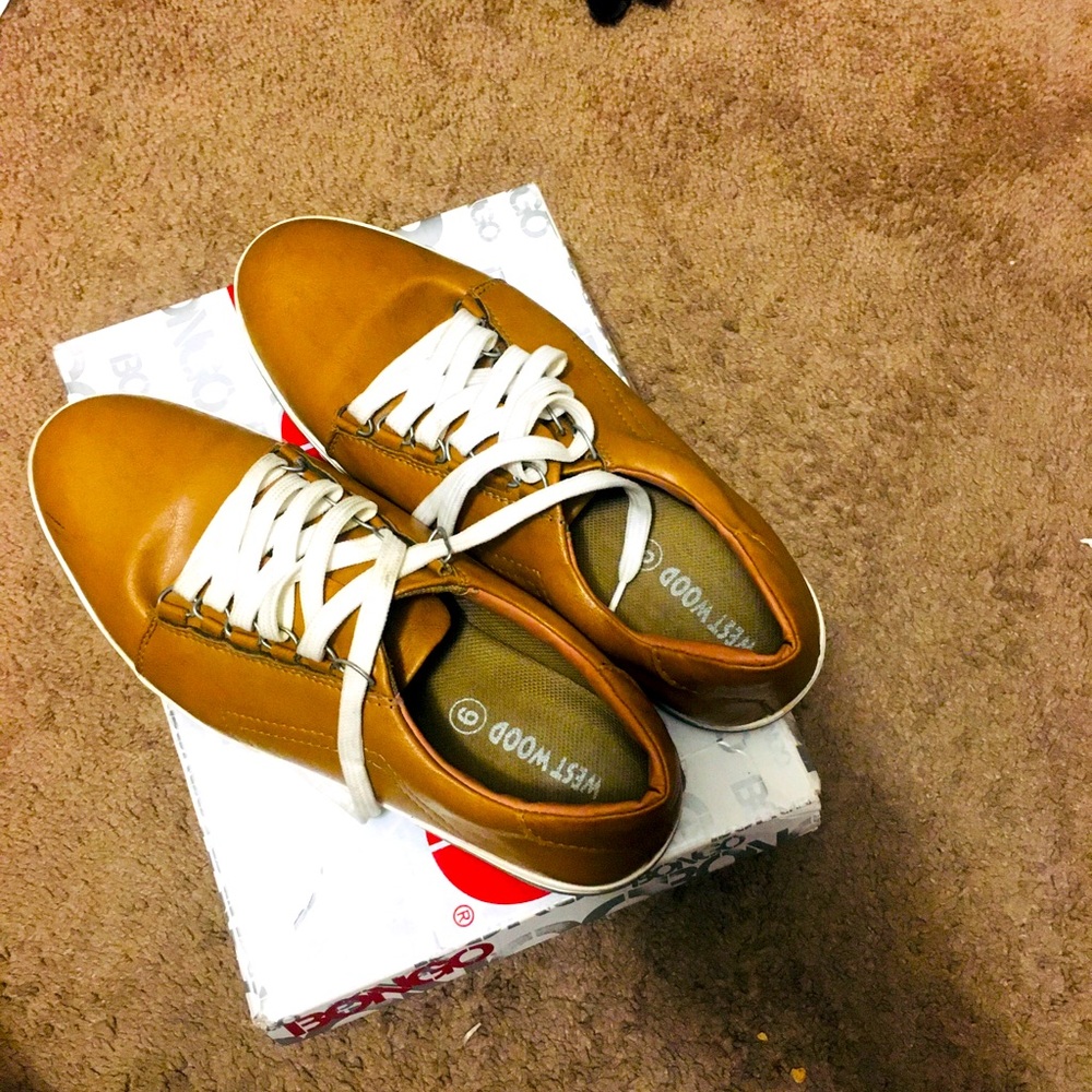 Men’s Brown Shoes Sz 9